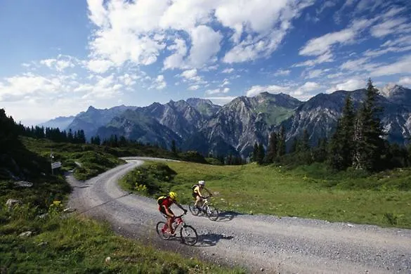 Haus Rali דירה *